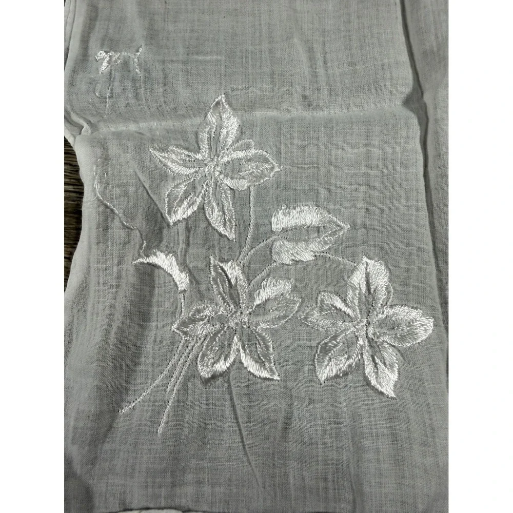 Vintage White Handkerchief Set 2 Embroidered Floral Scalloped Cotton Linen Mixed